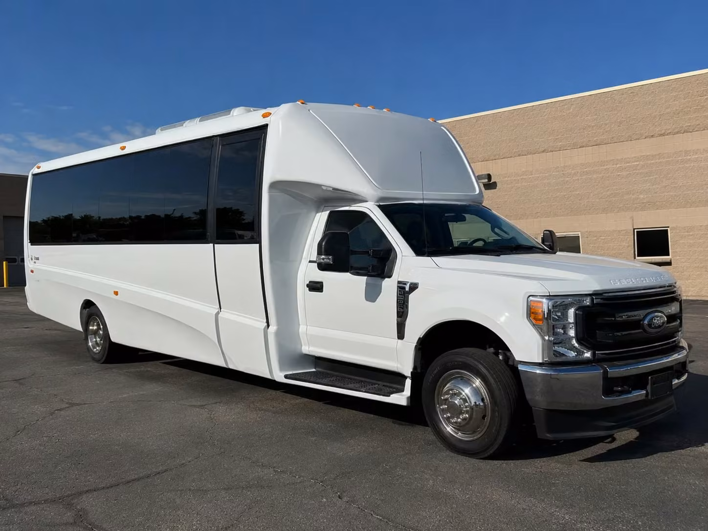 20 passenger minibus