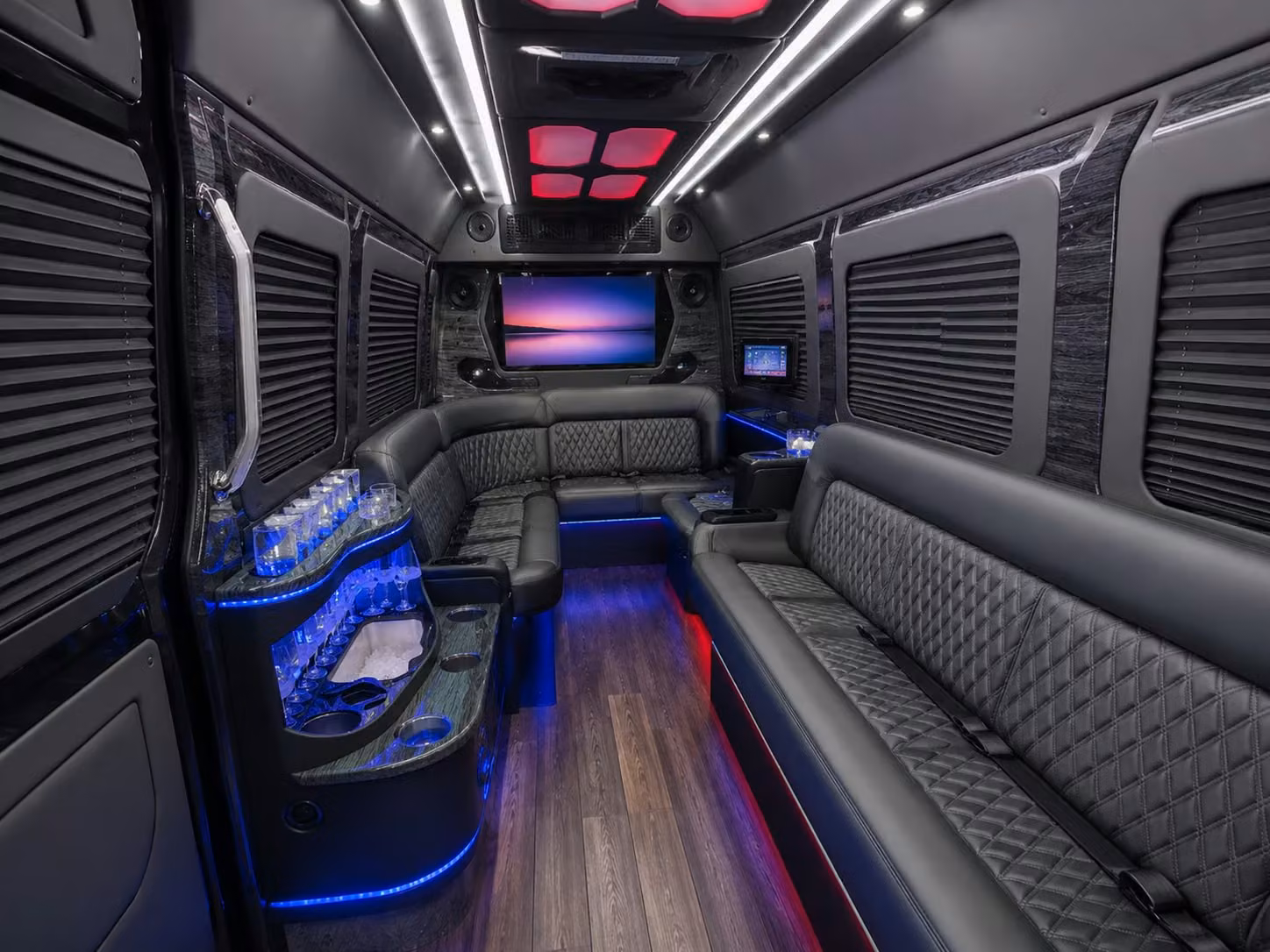 construction crew and workforce shuttle services for north richland hills job sites